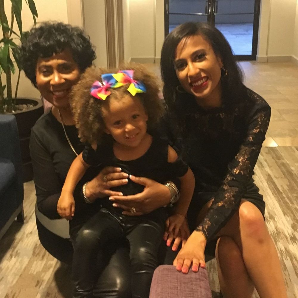 Meet your Posher, Latrice